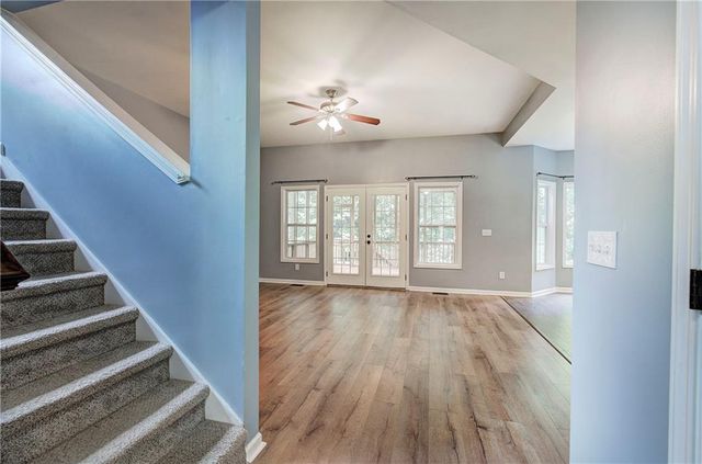 70 Creekside Way, Hiram, GA 30141