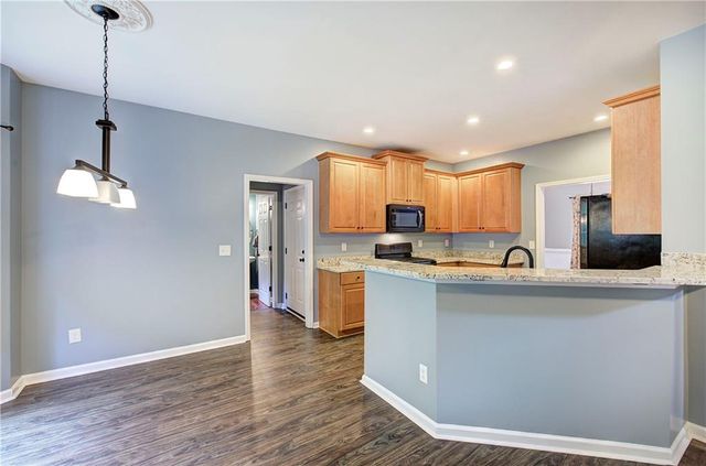 70 Creekside Way, Hiram, GA 30141