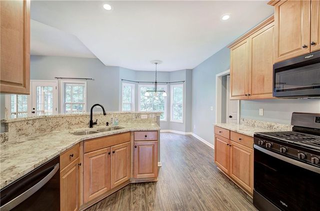 70 Creekside Way, Hiram, GA 30141