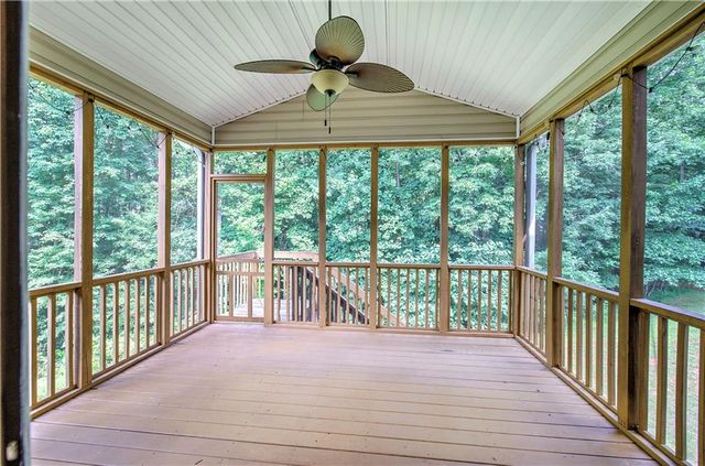 70 Creekside Way, Hiram, GA 30141