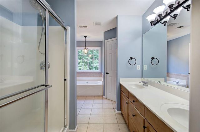 70 Creekside Way, Hiram, GA 30141