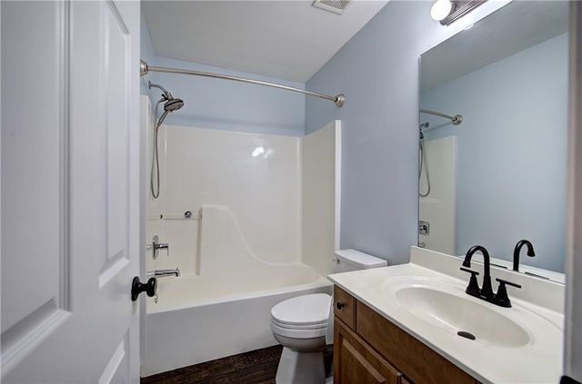 70 Creekside Way, Hiram, GA 30141