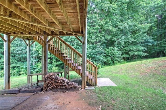 70 Creekside Way, Hiram, GA 30141