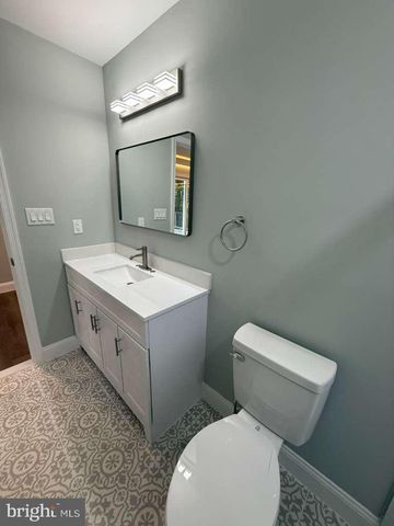 5 REDCAR CT, Waldorf, MD 20602