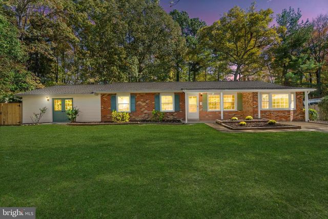 5 REDCAR CT, Waldorf, MD 20602