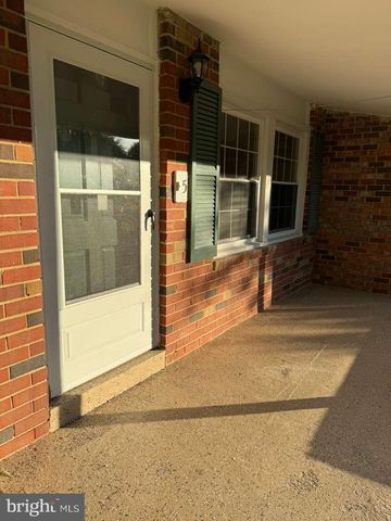 5 REDCAR CT, Waldorf, MD 20602