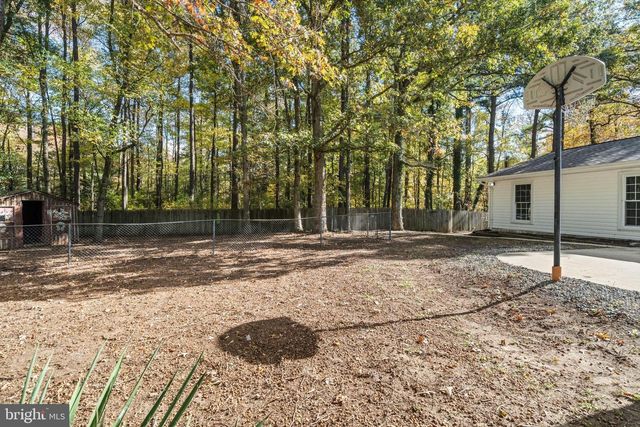 5 REDCAR CT, Waldorf, MD 20602