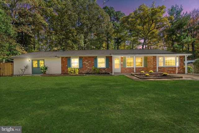 5 REDCAR CT, Waldorf, MD 20602