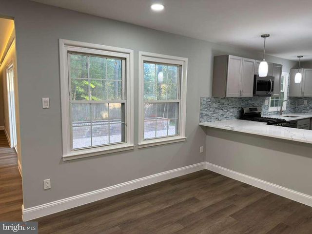 5 REDCAR CT, Waldorf, MD 20602