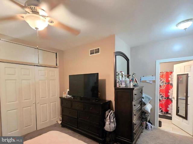 300 N ORCHARD RD, Vineland, NJ 08360