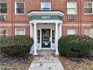 13793 Cedar Road 204, South Euclid, OH 44118