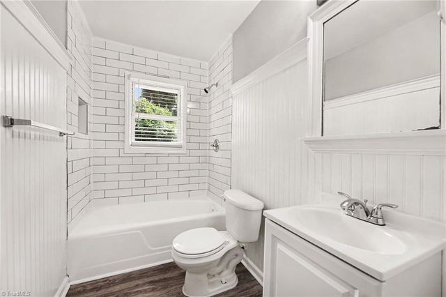 2316 Larkspur Drive, Greensboro, NC 27405