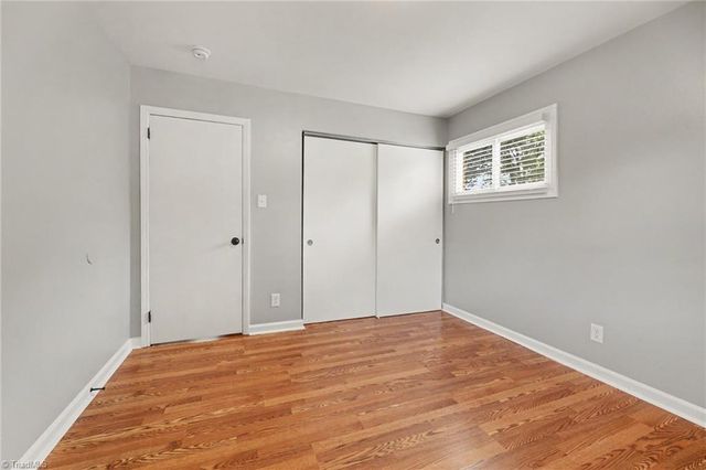 2316 Larkspur Drive, Greensboro, NC 27405