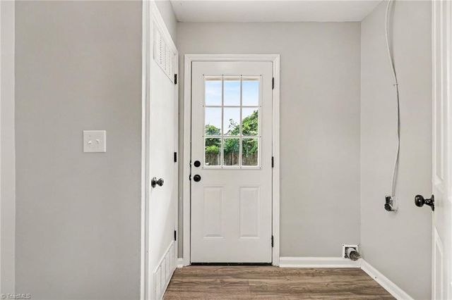 2316 Larkspur Drive, Greensboro, NC 27405