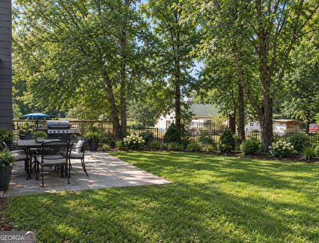 255 Matthews School Road, Winder, GA 30680