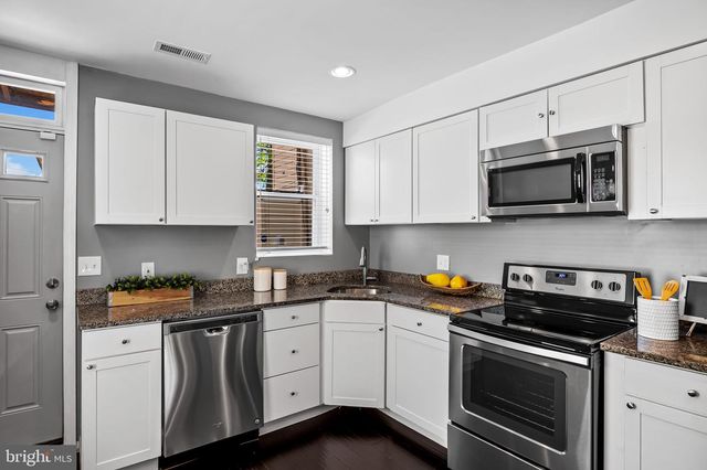 901 WASHINGTON BLVD, Baltimore, MD 21230