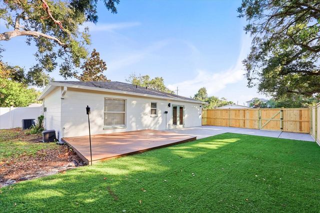 2802 W NORTH A STREET, Tampa, FL 33609