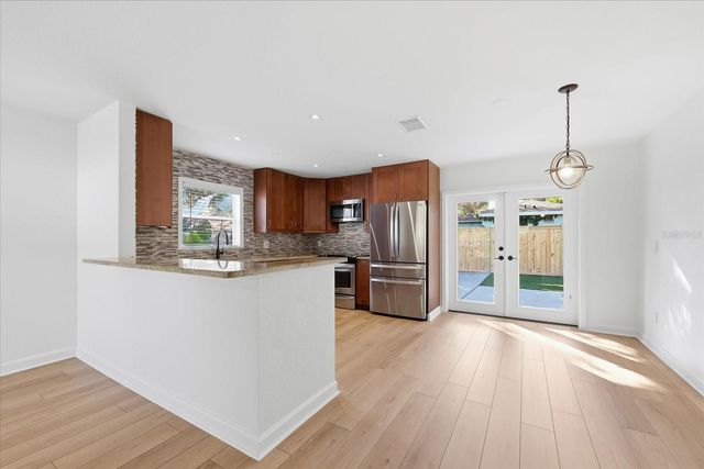 2802 W NORTH A STREET, Tampa, FL 33609