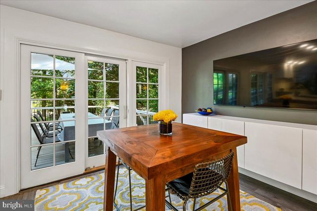 322 EAGLE HILL RD, Pasadena, MD 21122