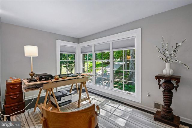 322 EAGLE HILL RD, Pasadena, MD 21122