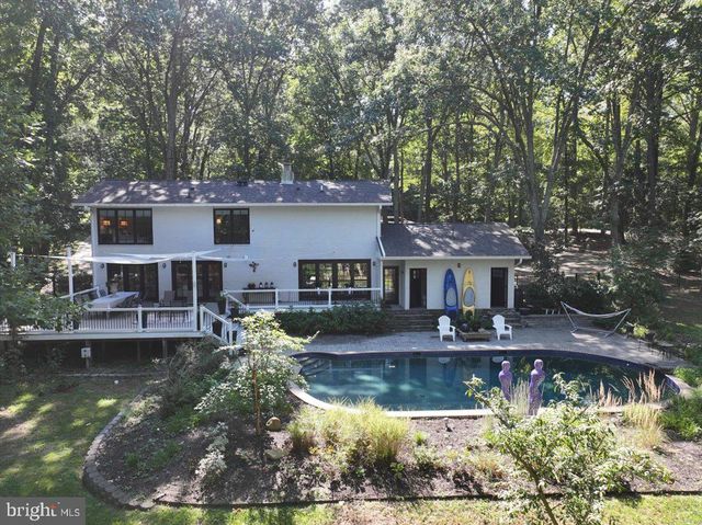 322 EAGLE HILL RD, Pasadena, MD 21122