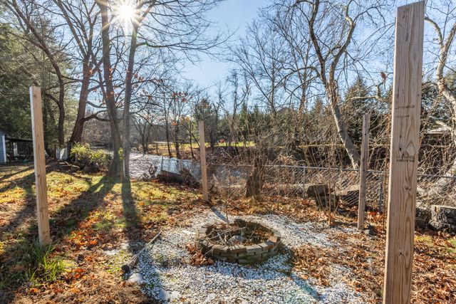 15 Cracow Avenue, Windham, CT 06280