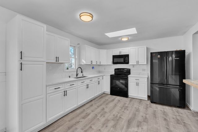 15 Cracow Avenue, Windham, CT 06280