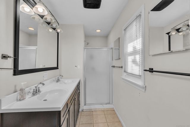 15 Cracow Avenue, Windham, CT 06280