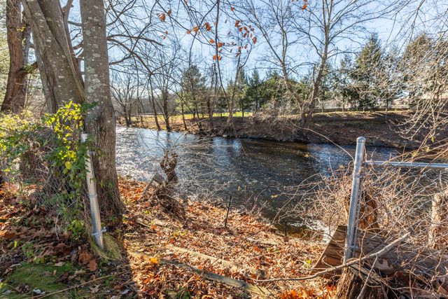 15 Cracow Avenue, Windham, CT 06280