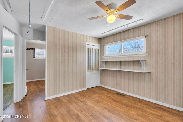 9 Spruce Road, Howell, NJ 07731