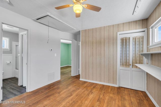 9 Spruce Road, Howell, NJ 07731