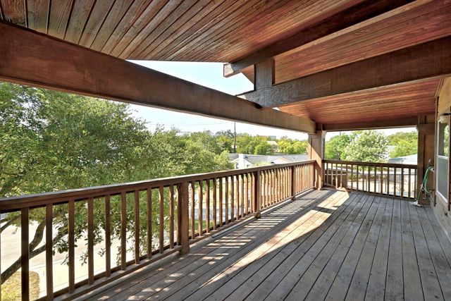 1904 Cedar Ridge DR, Austin, TX 78741