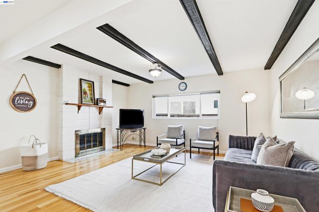 35234 Cornish Dr, Fremont, CA 94536