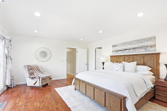 35234 Cornish Dr, Fremont, CA 94536