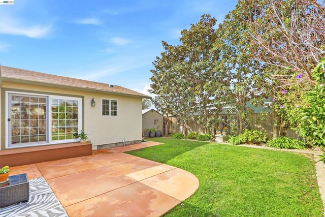 35234 Cornish Dr, Fremont, CA 94536