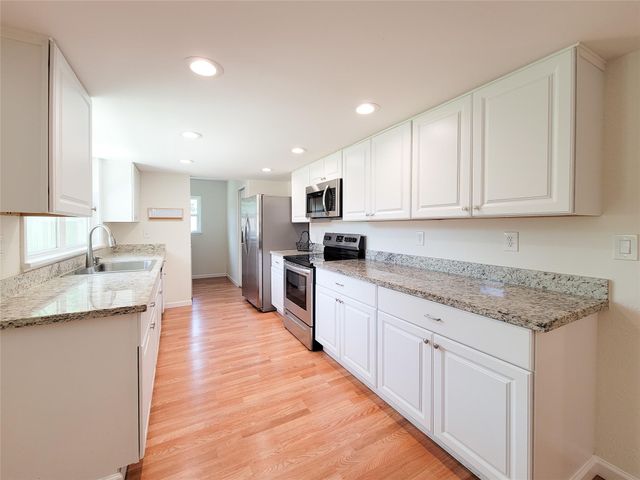 5822 Evening Shadows Lane, Spring, TX 77373
