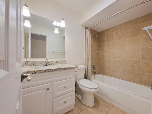 5822 Evening Shadows Lane, Spring, TX 77373