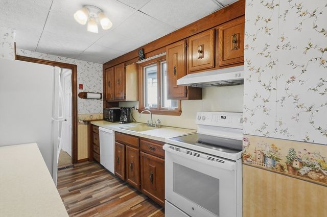 48 Kilby Street, Woburn, MA 01801