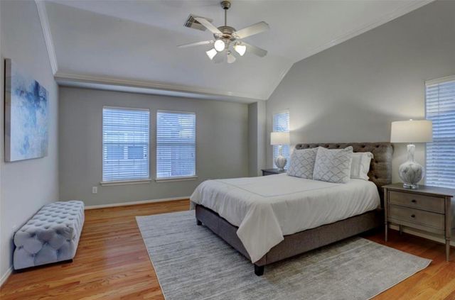 1015 Eberhard Street, Houston, TX 77019