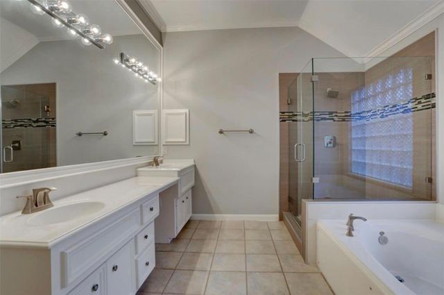 1015 Eberhard Street, Houston, TX 77019