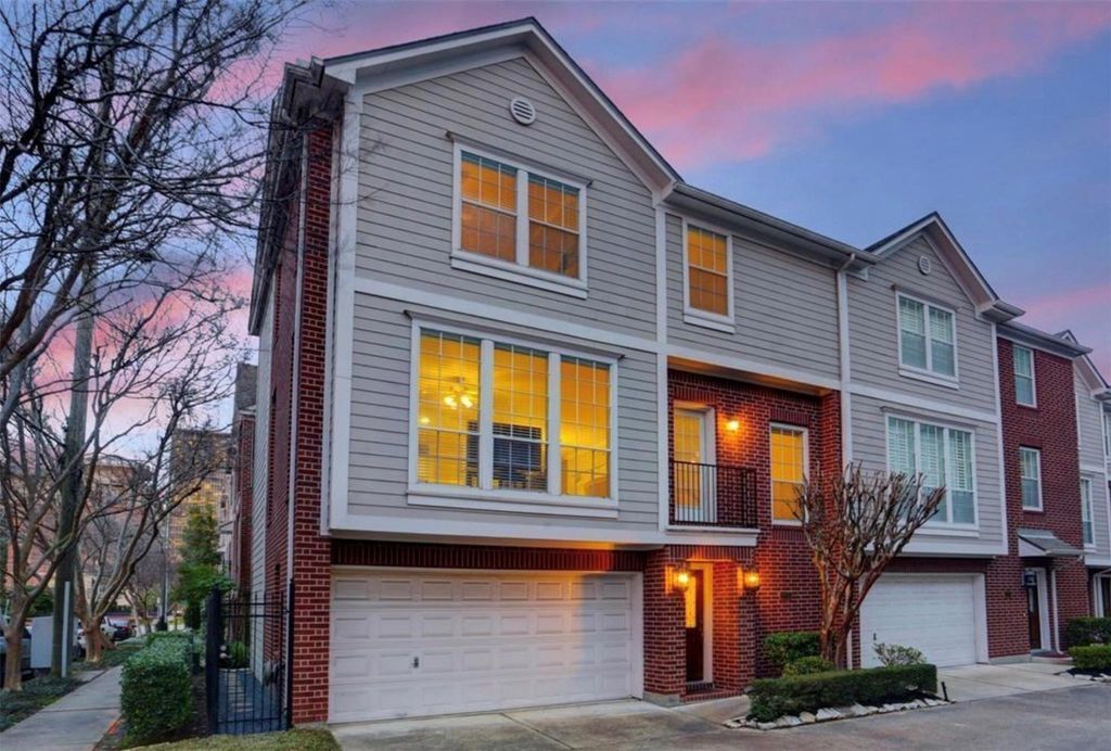 1015 Eberhard Street, Houston, TX 77019