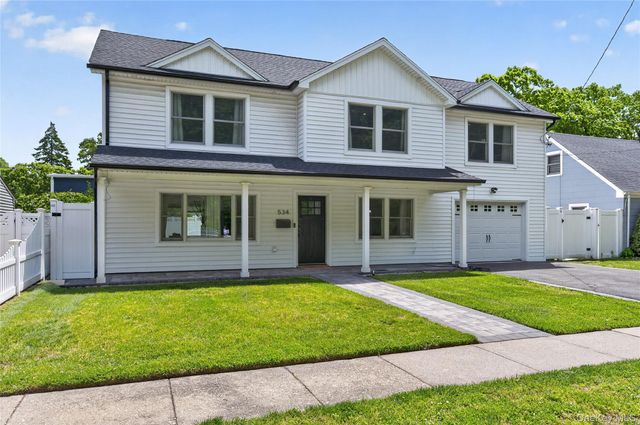 534 Riverside Avenue, Massapequa, NY 11758