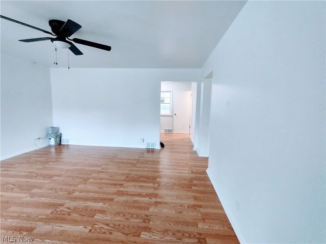 600 Eastland Avenue, Akron, OH 44305