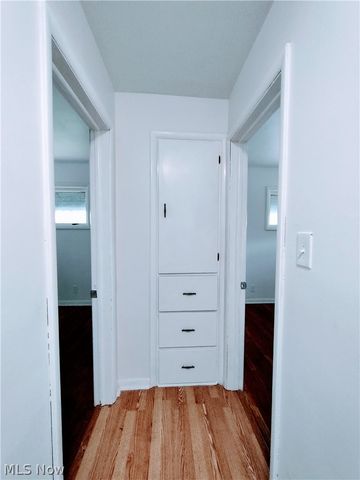 600 Eastland Avenue, Akron, OH 44305