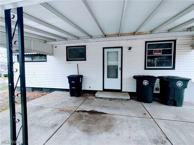 600 Eastland Avenue, Akron, OH 44305