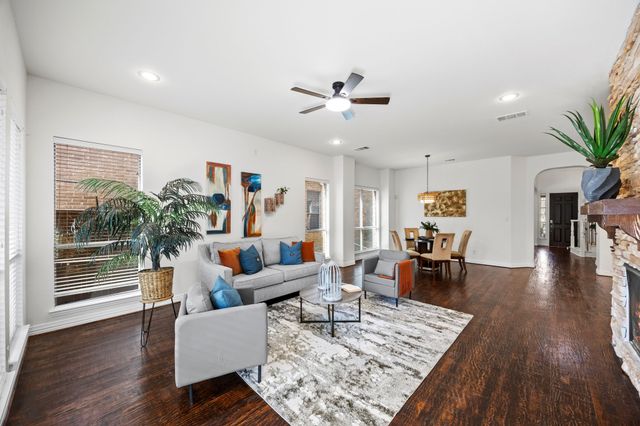 2242 Legacy Trail, Irving, TX 75063