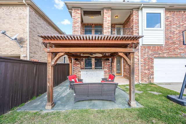 2242 Legacy Trail, Irving, TX 75063
