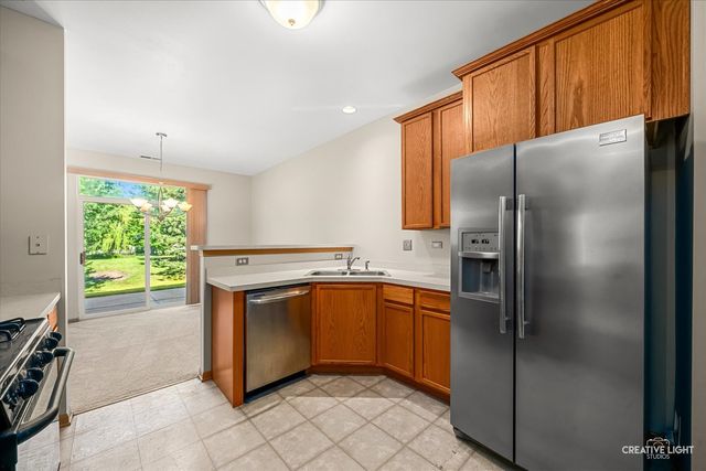 449 Dancer Lane, Oswego, IL 60543