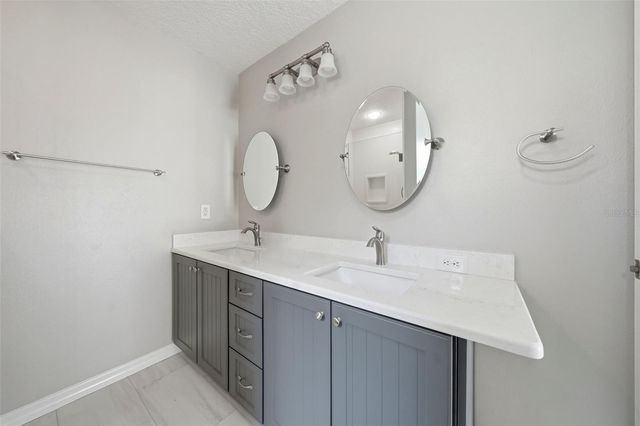 519 WESTON MANOR DRIVE, The Villages, FL 32162