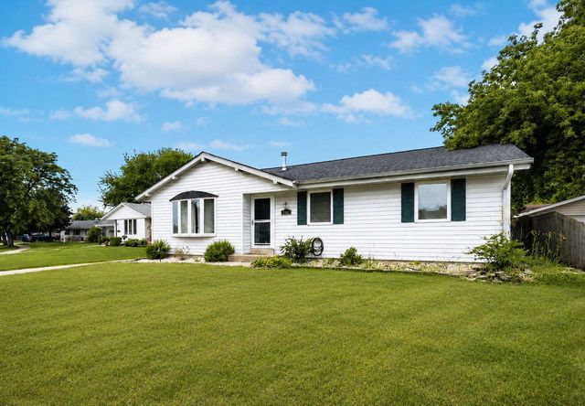 1762 21st AVENUE, Kenosha, WI 53140